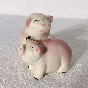 Vintage Ceramic Pigs Salt & Pepper Shakers